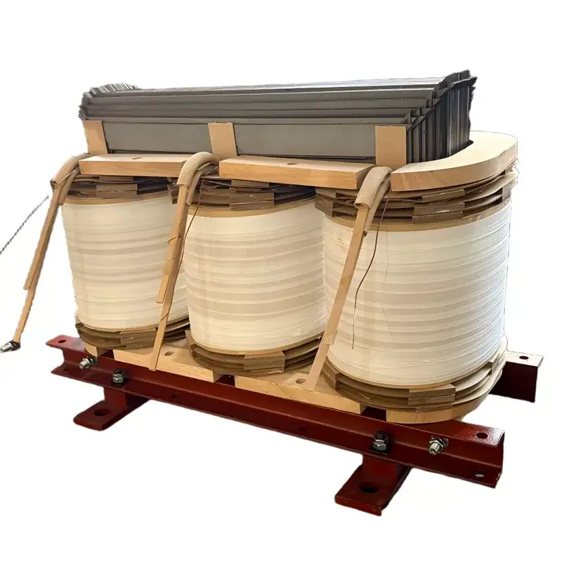 Трифазен 200KVA 250KVA 400KVA Полупроизведен трансформатор потопено во масло